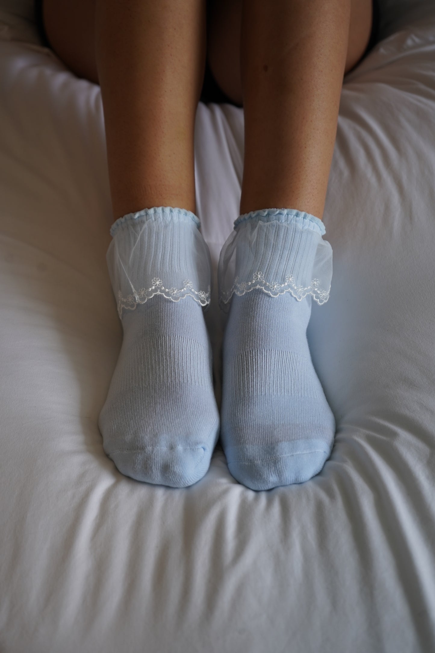 Lace Ruffle Grip Socks